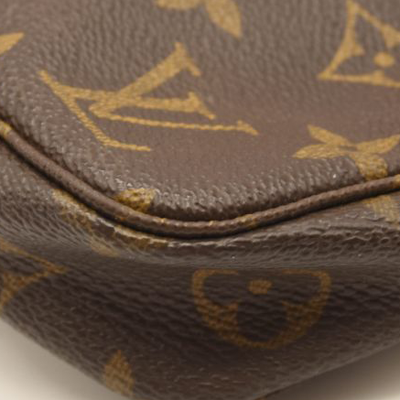 LOUIS VUITTON Monogram Pochette Accessories CA0091