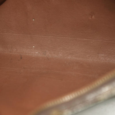 Louis Vuitton  Monogram Toiletry Pouch 26 AN0941