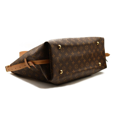 LOUIS VUITTON  Monogram CarryAll MM with pouch