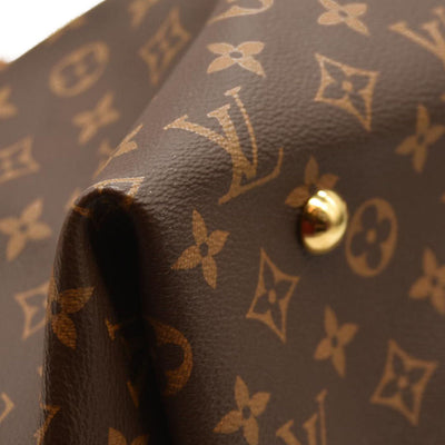 LOUIS VUITTON  Monogram CarryAll MM with pouch