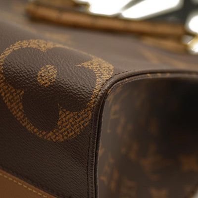 Louis Vuitton Reverse Monogram Giant Onthego MM