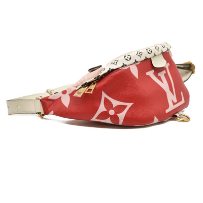 LOUIS VUITTON  Monogram Giant Bumbag Rouge