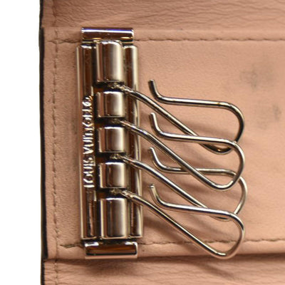Louis Vuitton  Mahina Multicles 4 Key Holder Magnolia