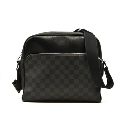 Louis Vuitton  Damier Graphite Dayton Reporter PM CA3216