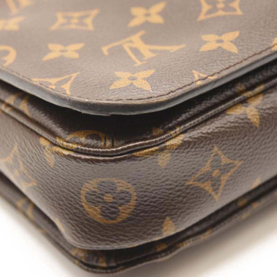 LOUIS VUITTON Monogram Pochette Metis PL0188