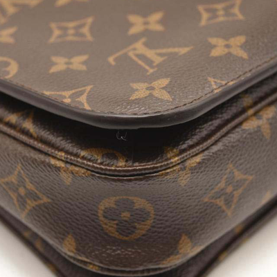 LOUIS VUITTON Monogram Pochette Metis PL4186