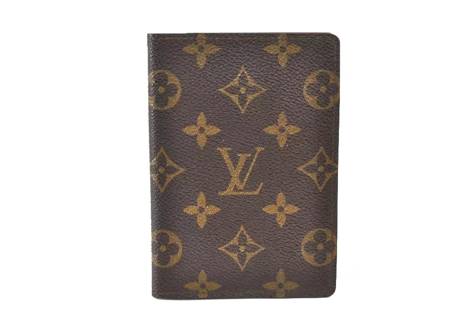 PRE-ORDER Louis Vuitton  Monogram Passport Cover 8905FA