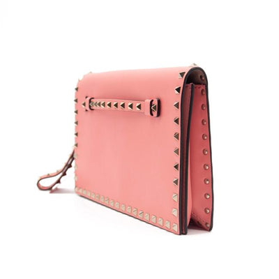 $1990 Valentino Clutch Rockstud Flap Pink Leather Wristlet