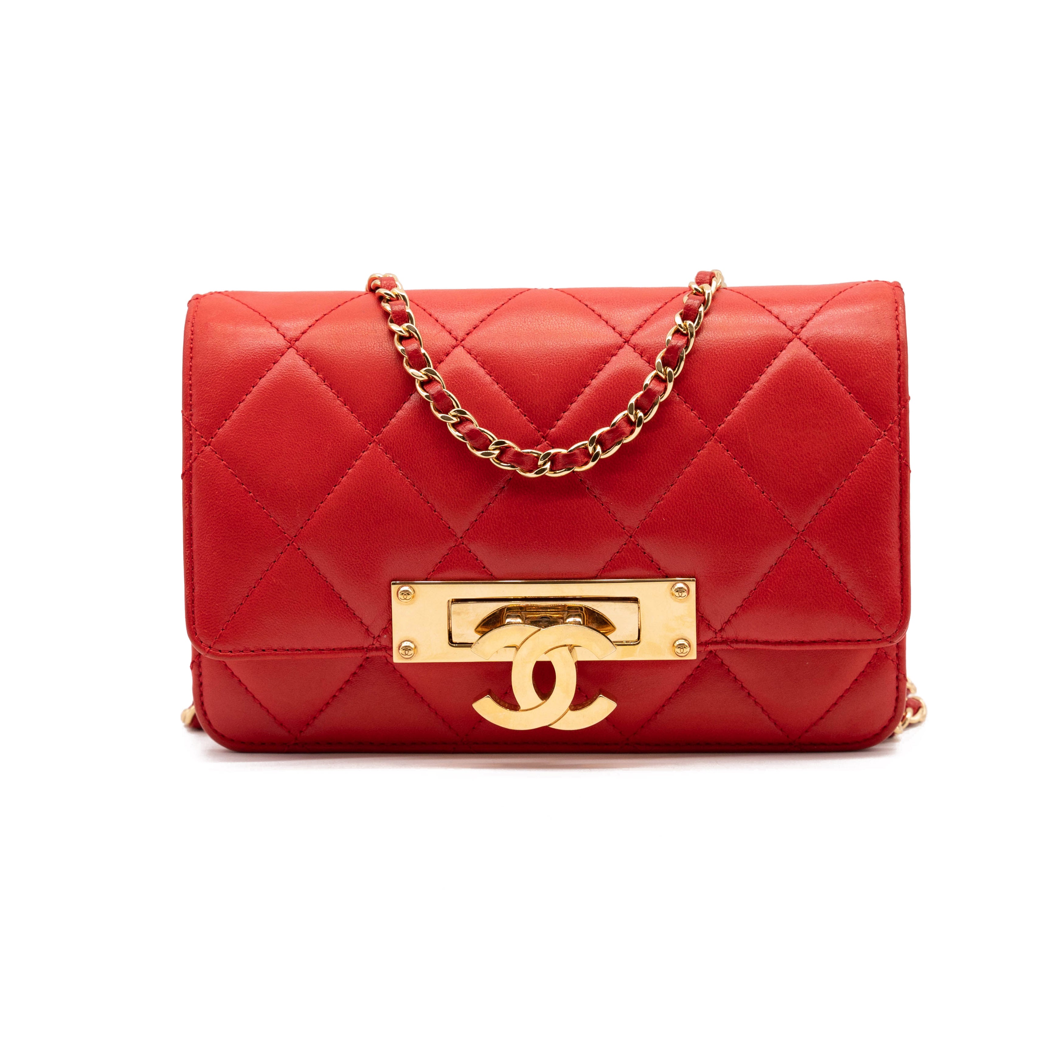 Red Quilted Lambskin Pearl Classic Wallet On Chain (WOC)