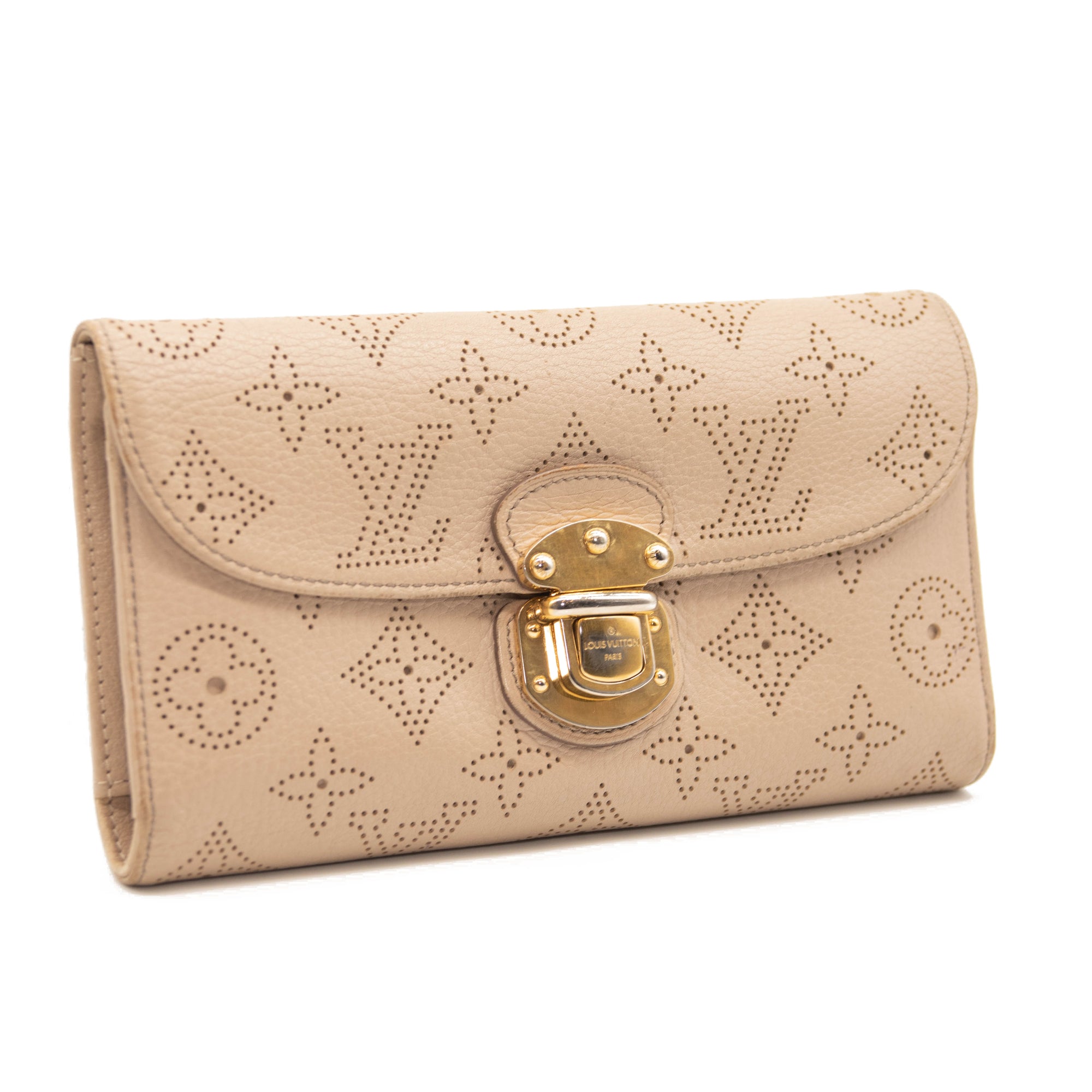 Louis Vuitton Mahina Leather Amelia Push Clasp Wallet