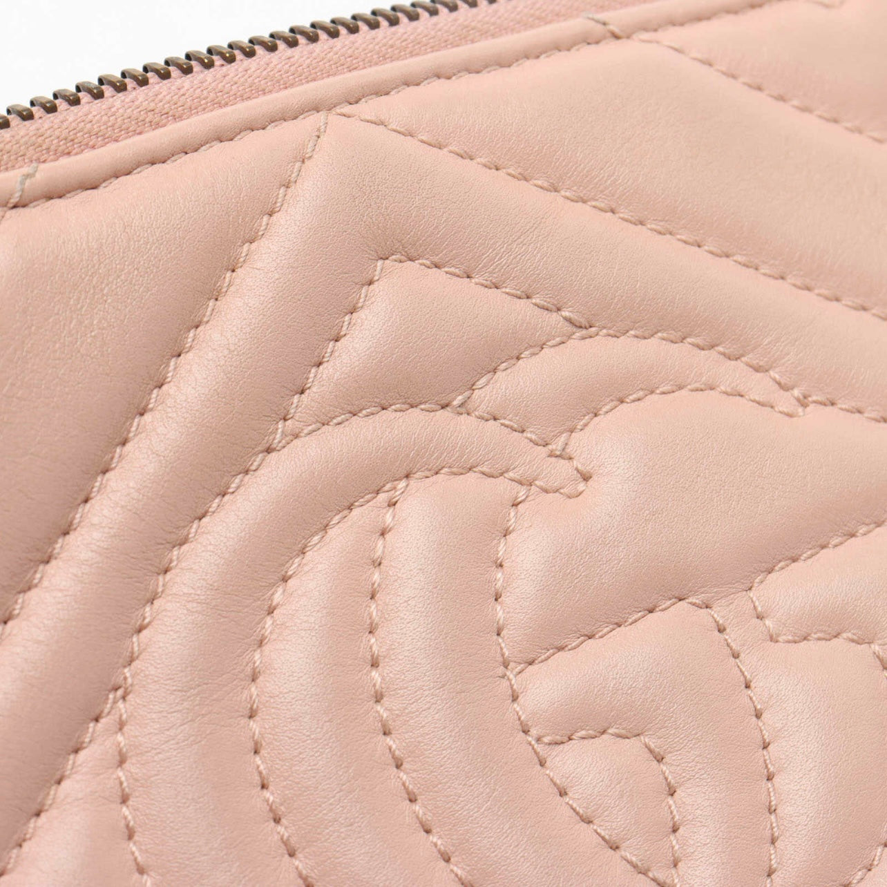 Gucci 'gg Marmont' Wallet On Chain in Pink