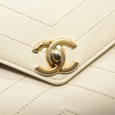 CHANEL Lambskin Chevron Quilted Envelope Flap White