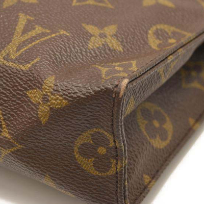 LOUIS VUITTON Monogram Toiletry Pouch 26