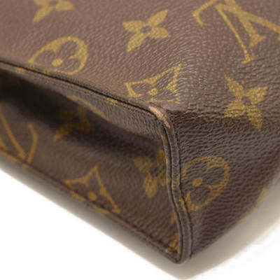 LOUIS VUITTON Monogram Toiletry Pouch 26