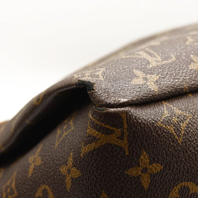 USED 2010 $2600 LOUIS VUITTON Monogram Artsy MM AR4110