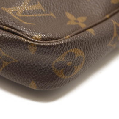 LOUIS VUITTON Monogram Pochette Accessories VI1909