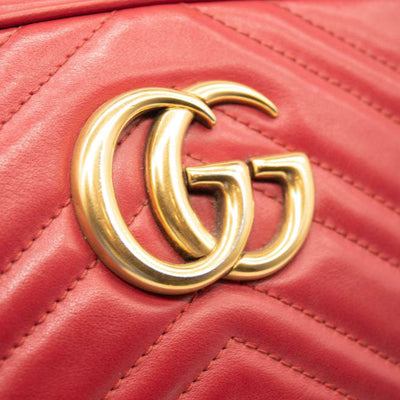 Shop the Hibiscus Red Chevron Leather GG Marmont Mini Top Handle Bag at  GUCCI.COM. Enjoy Free Shipping and Complim…