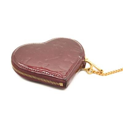 LOUIS VUITTON Vernis Heart Coin Purse Rouge Fauviste