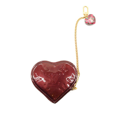 LOUIS VUITTON Vernis Heart Coin Purse Rouge Fauviste