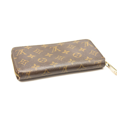 Louis Vuitton Monogram Zippy Wallet Brown Interior