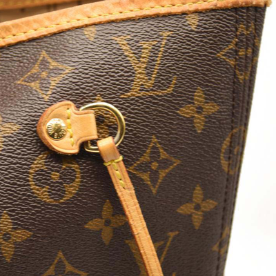 LOUIS VUITTON Monogram Neverfull MM Tote