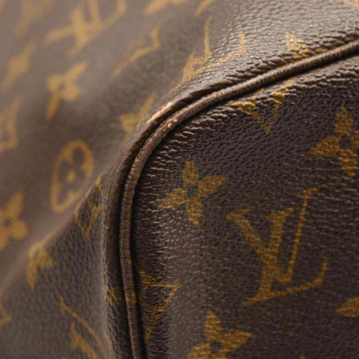 LOUIS VUITTON Monogram Neverfull MM Tote