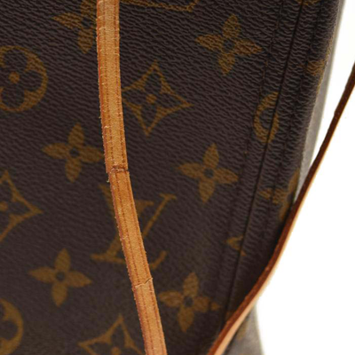 LOUIS VUITTON Monogram Neverfull MM Tote