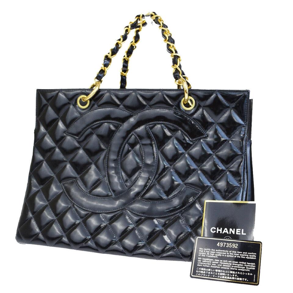Chanel Black Brilliant Zip Around Quilted Long Patent Leather Wallet -  MyDesignerly