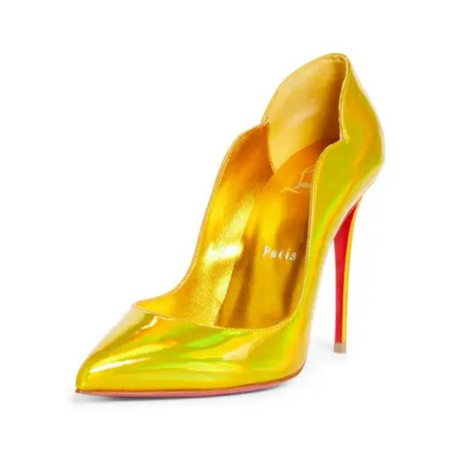 Hot Chick Pointed Toe Pump