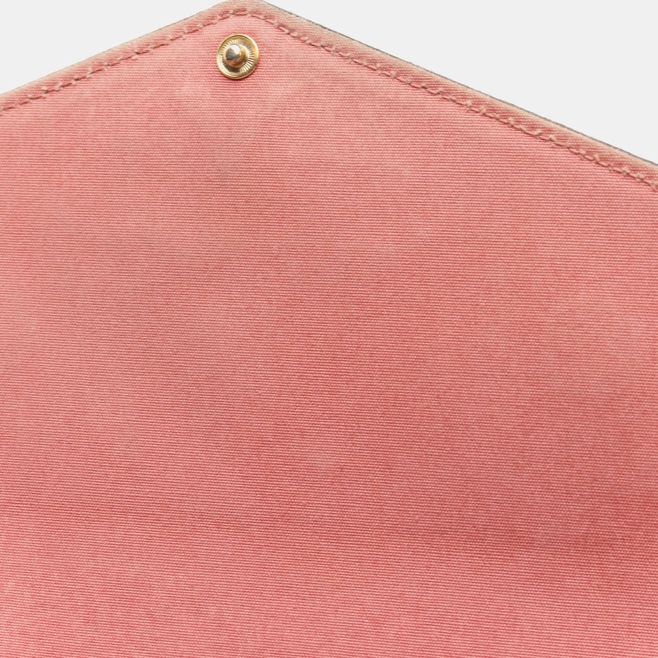 LOUIS VUITTON Vernis Valentine Zippy Wallet Light Pink Neon