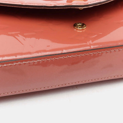 LOUIS VUITTON Monogram Vernis Felicie Pochette Gold Buckle Chain Strap  Shoulder Bag Pink