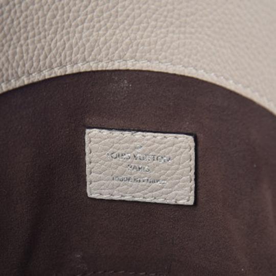 LOUIS VUITTON Galet beige Monogram Mahina leather BABYLONE PM Hobo Bag at  1stDibs