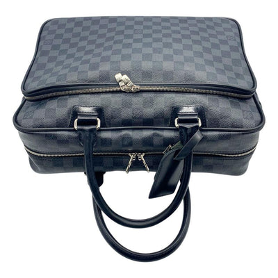 Louis Vuitton Damier Graphite Icare Laptop Bag (SHG-31702)