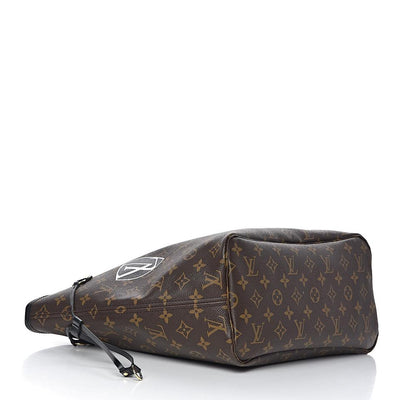 Louis Vuitton 2016 My LV World Tour Monogram Neverfull MM w/ Pouch - Brown  Totes, Handbags - LOU714835