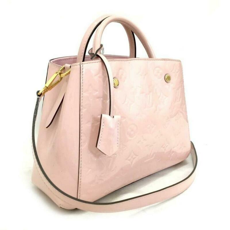 Montaigne BB bag in pink patent leather Louis Vuitton - Second Hand / Used  – Vintega