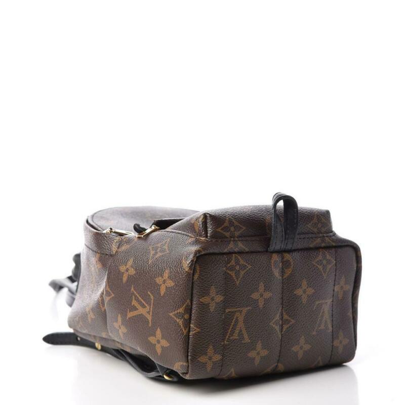 Louis Vuitton Palm Springs Mini Review, How to Shorten straps, What fits  inside