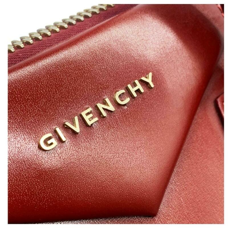 Givenchy Antigona Tote Shiny Lord Calfskin Medium Black in Leather with  Silver-Tone - US