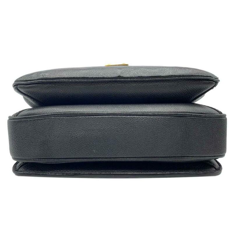 Louis Vuitton® Pochette Metis Black. Size  Louis vuitton shoulder bag, Pochette  metis, Bags